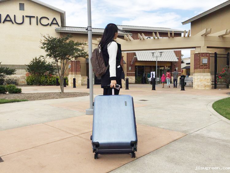 4点点taptap手机官网密封件产品的点点taptap手机官网丽品牌拉杆箱：我与我的小伙伴准备出发咯！