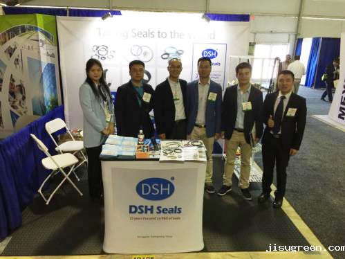 13诚挚的感谢：嘉诺集团雷董、上海嘉诺密封陈总亲临点点taptap手机官网密封展会现场指导工作！