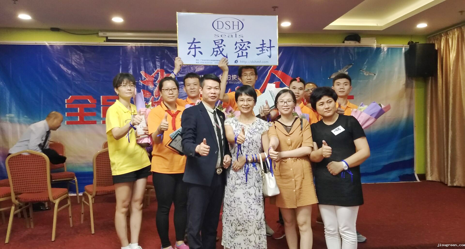 高效执行管理团队点点taptap手机官网人合照